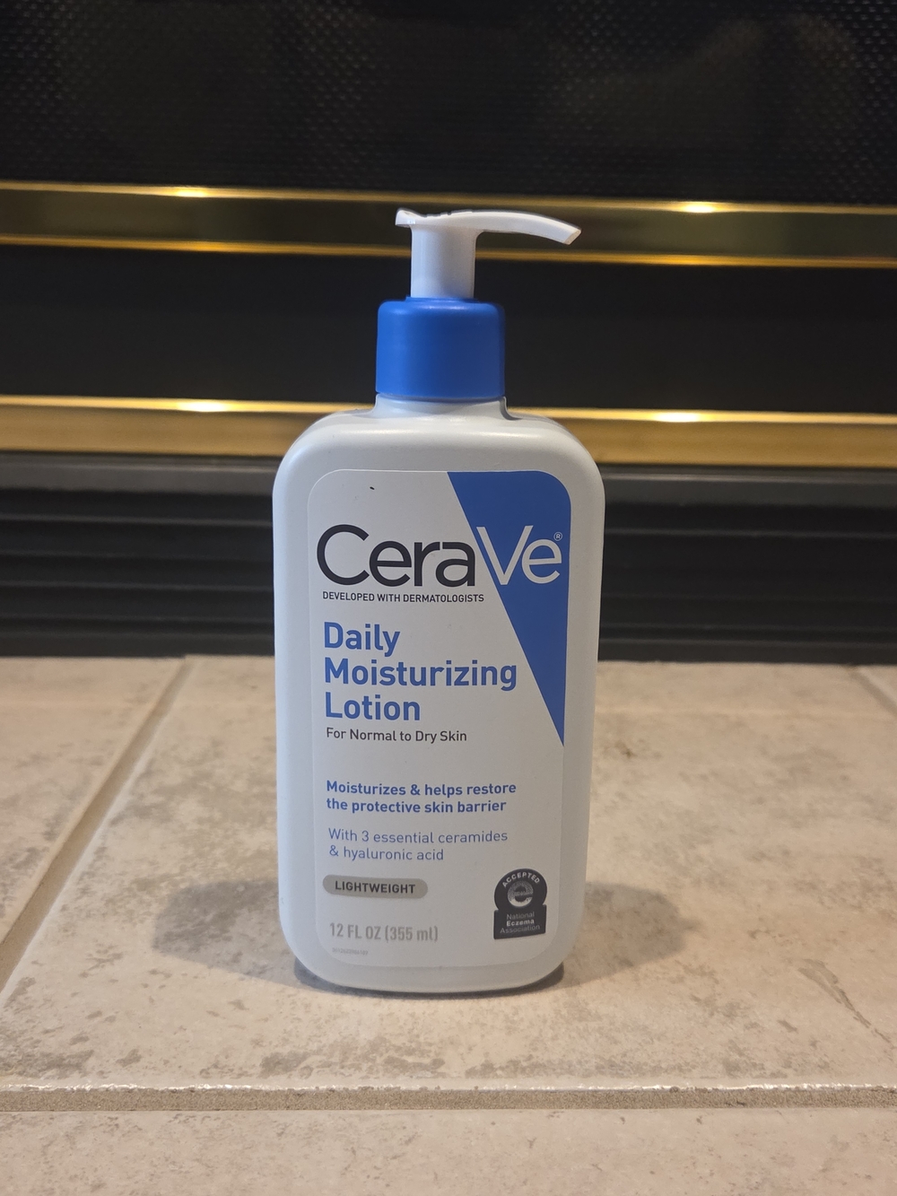 CeraVe Moisturizing Lotion in Blue and White Pump Bottle